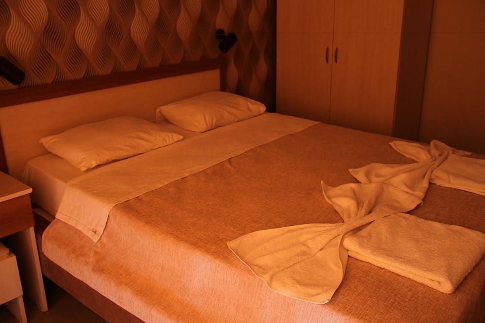 Saturn Hotel Kusadası Eksteriør bilde