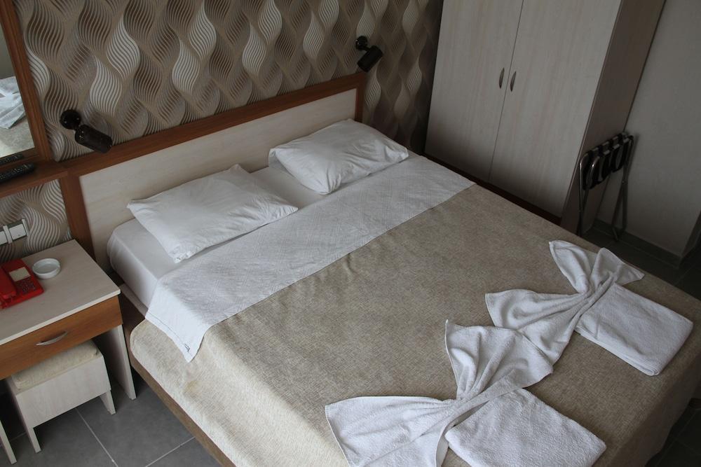 Saturn Hotel Kusadası Eksteriør bilde
