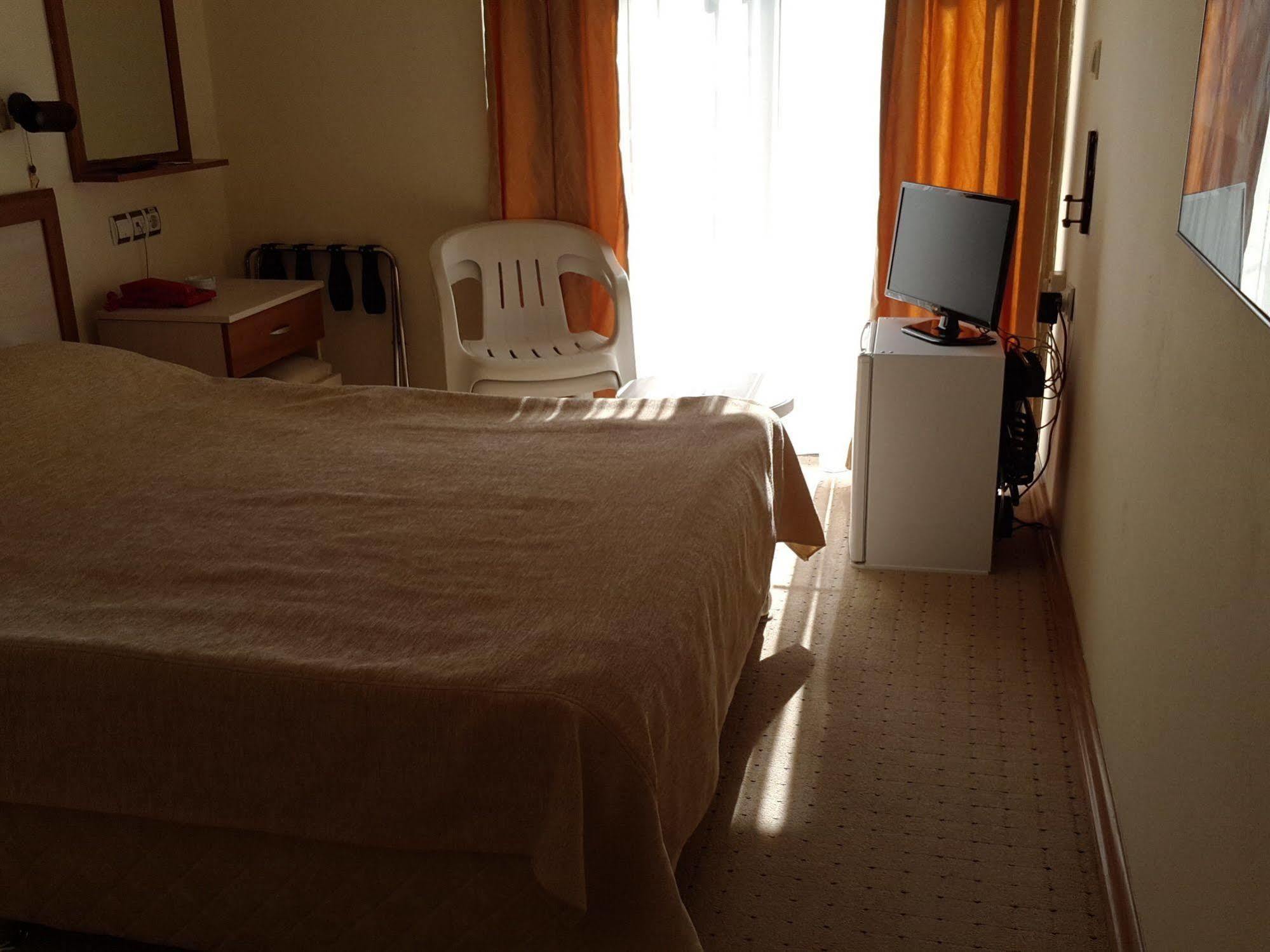 Saturn Hotel Kusadası Eksteriør bilde