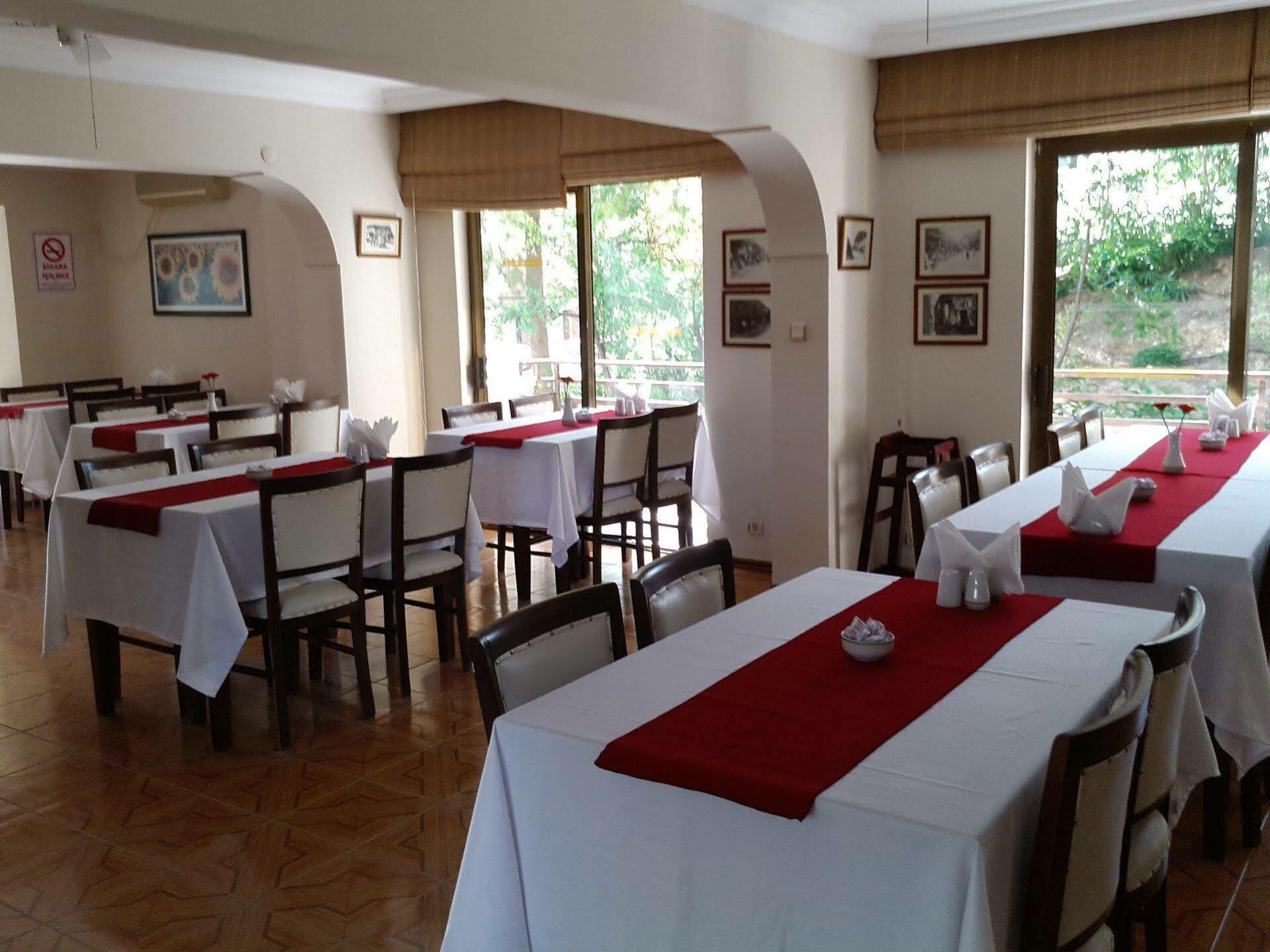Saturn Hotel Kusadası Eksteriør bilde